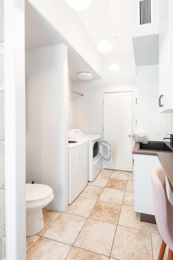 115 N Main Huge 2 Bedroom Unit On Main Street Saint Charles المظهر الخارجي الصورة